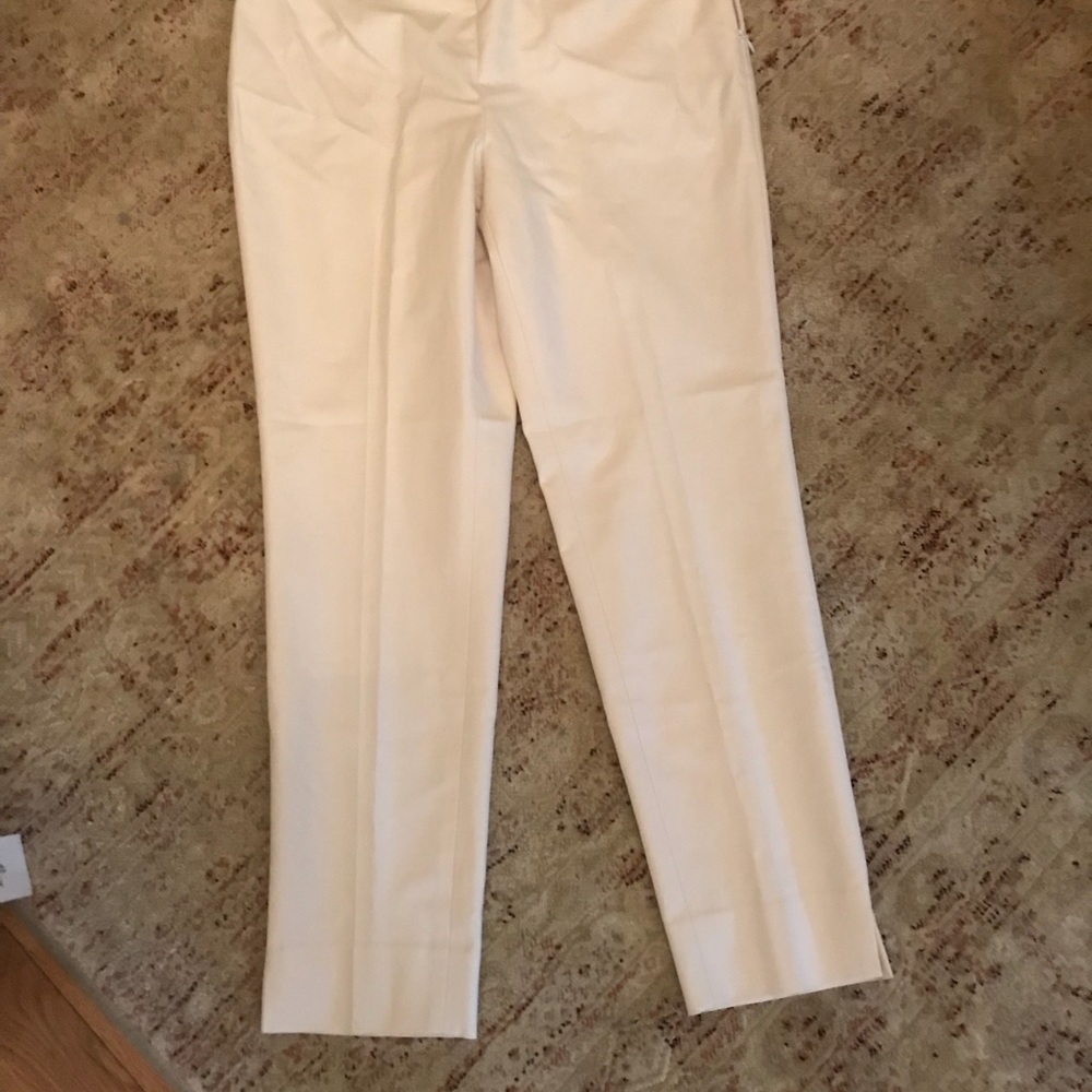 New without tags Lafayette 148 cropped pants